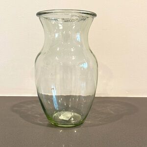 Glass vase